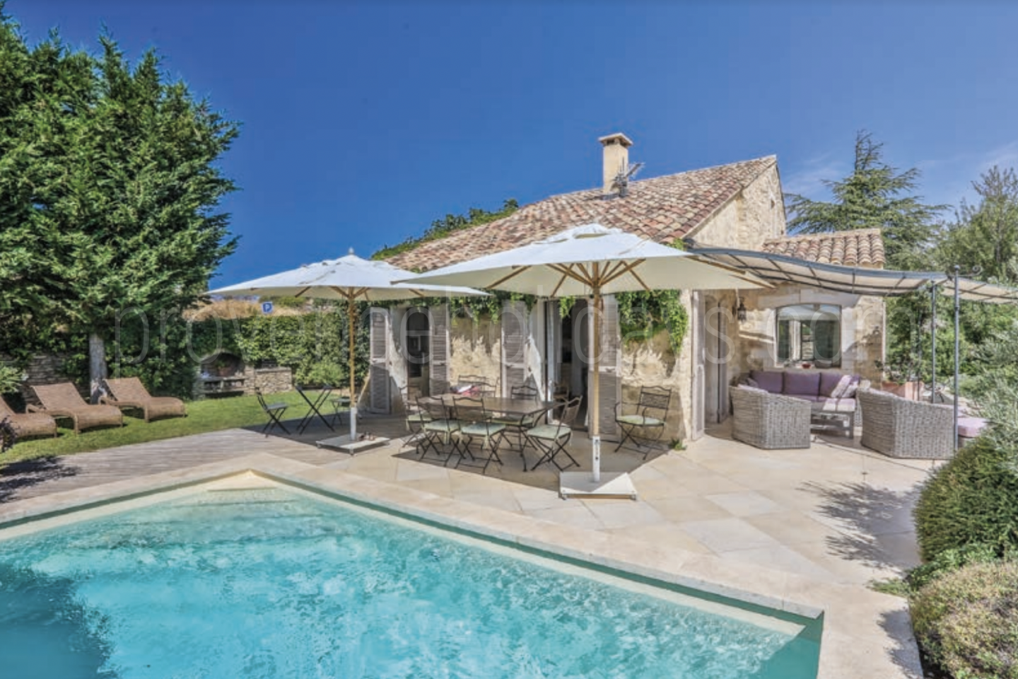 Luxury Holiday Rental with Heated Pool in Gordes -2 - Mas du Petit Luberon: Villa: Pool