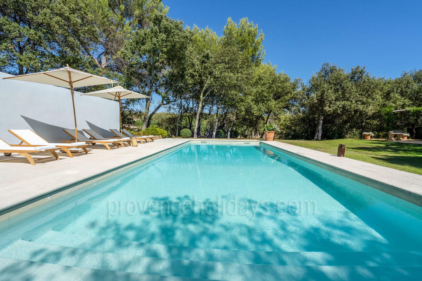 Location de vacances de charme avec piscine chauffée près d'Oppède 1 - Mas en Campagne: Villa: Pool