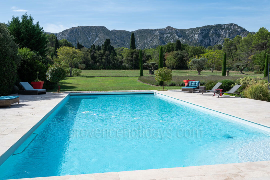 Huisdiervriendelijke boerderij met twee verwarmde zwembaden dichtbij Saint-Rémy-de-Provence Mas Aurelia - 5