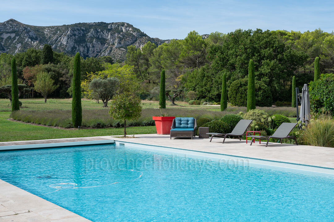 Huisdiervriendelijke boerderij met twee verwarmde zwembaden dichtbij Saint-Rémy-de-Provence Mas Aurelia - 4