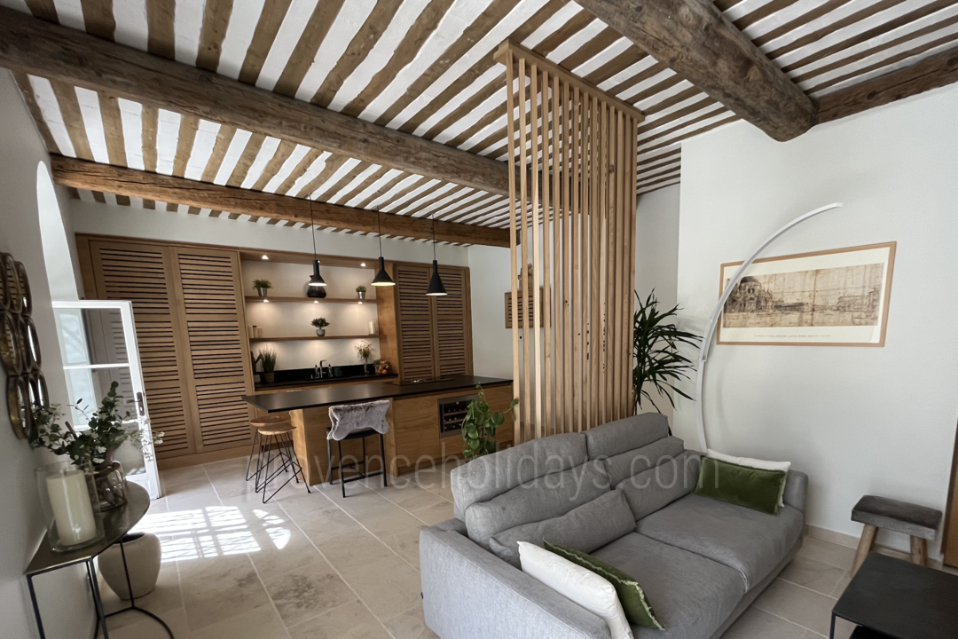 Comfortable Town House in the Centre of Maussane-les-Alpilles 5 - Maison Jasmin: Villa: Interior