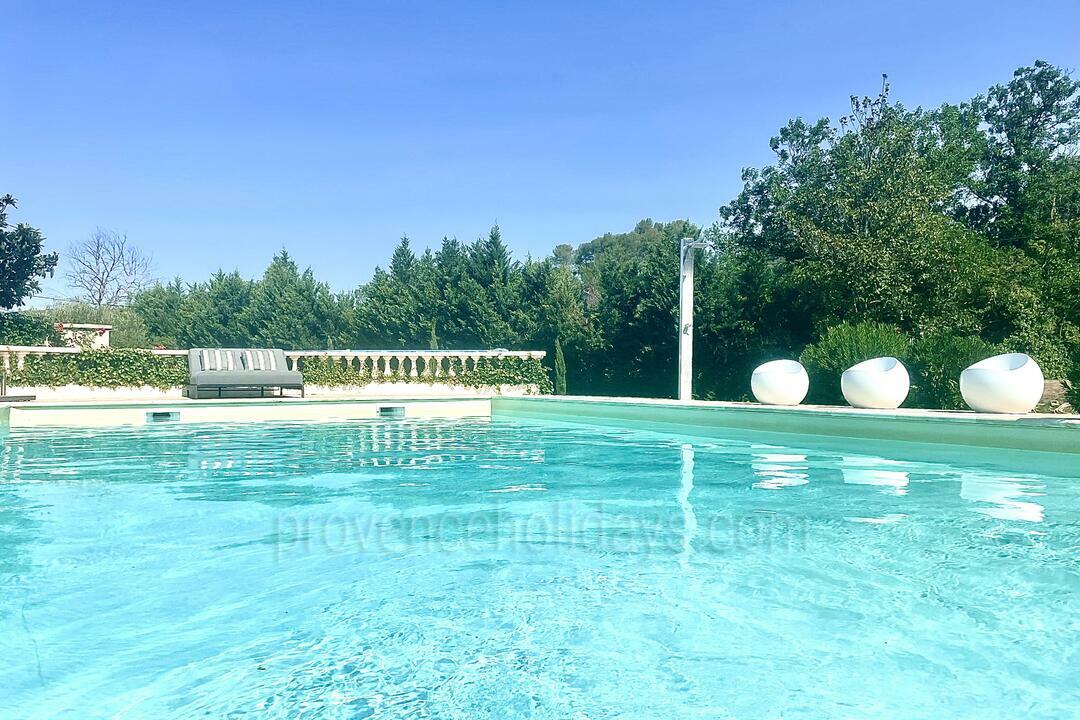 Schitterend familiehuis dicht bij Château Miraval 4 - Villa d\'Angogne: Villa: Pool