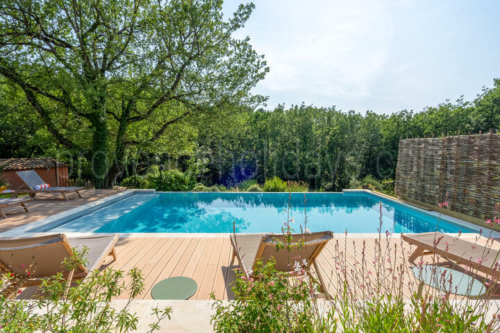Hidden Retreat in the Midst of Nature in the Luberon