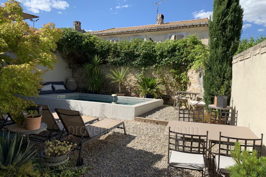 Charming 19th Century Village House with Pool in Maussane-les-Alpilles for Sale Village house with 6 Bedrooms For sale - 6