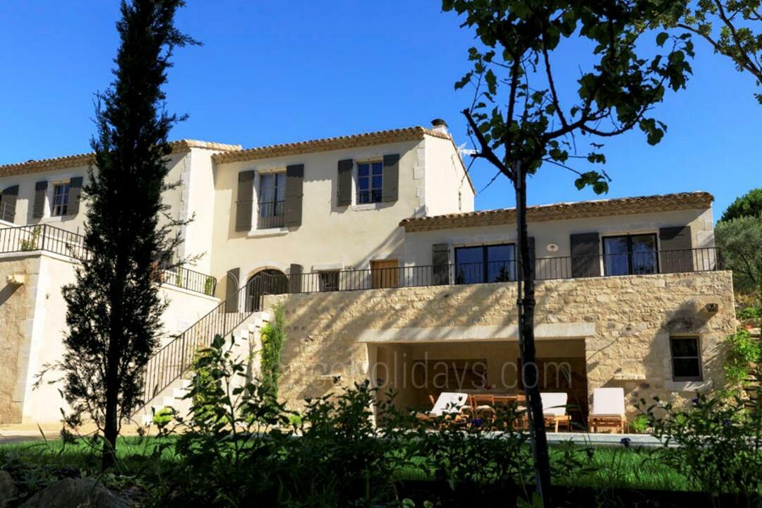 Prachtig landhuis met verwarmd zwembad in Saint-Rémy 16 - Chez Sako: Villa: Exterior