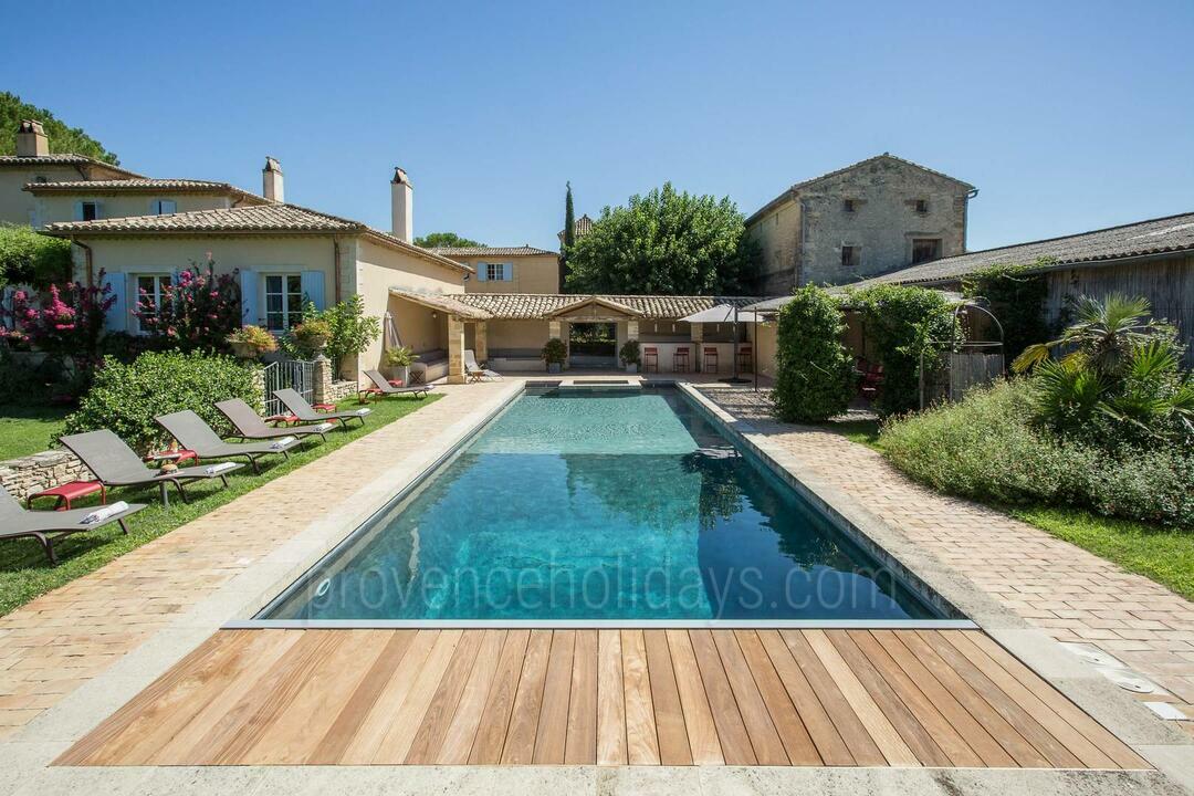 Estate that can accommodate up to 14 adults and 6 children, in Uzès 7 - Domaine d\'Uzès: Villa: Pool