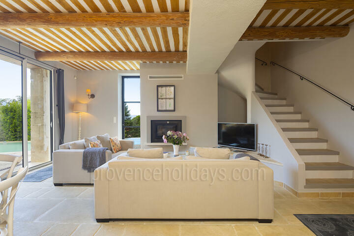 Charming Village House with Heated Infinity Pool Villa Luberon: Interior - 3