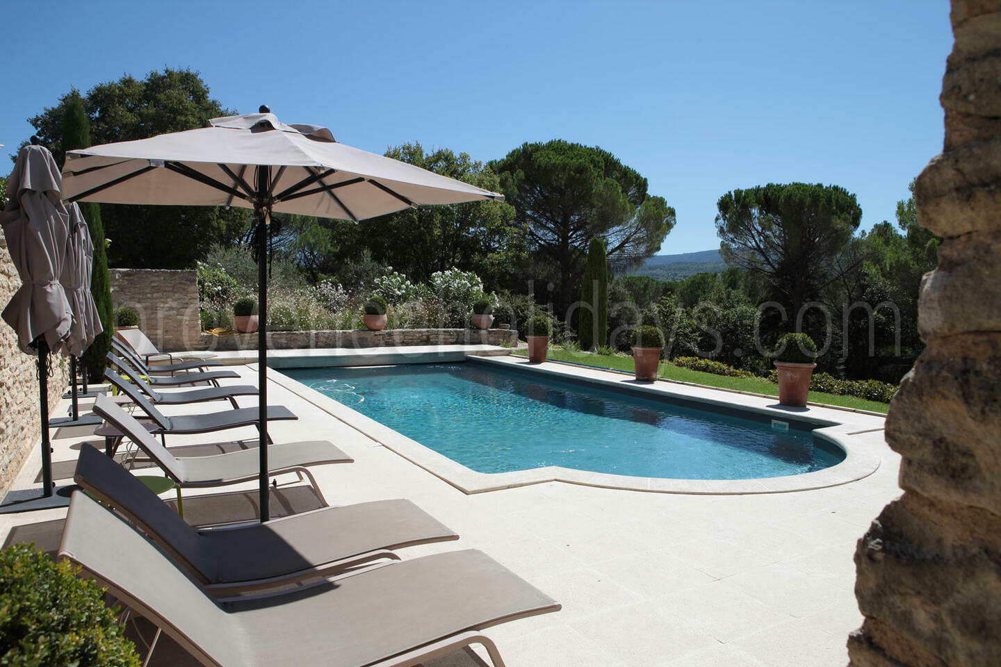 Charmante boerderij met verwarmd zwembad en buitenkeuken -1 - La Calade: Villa: Pool