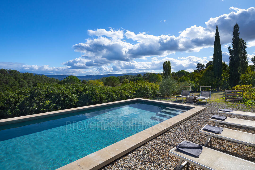Recently Refurbished Holiday Rental in the Luberon 4 - Mas des Ocres: Villa: Pool