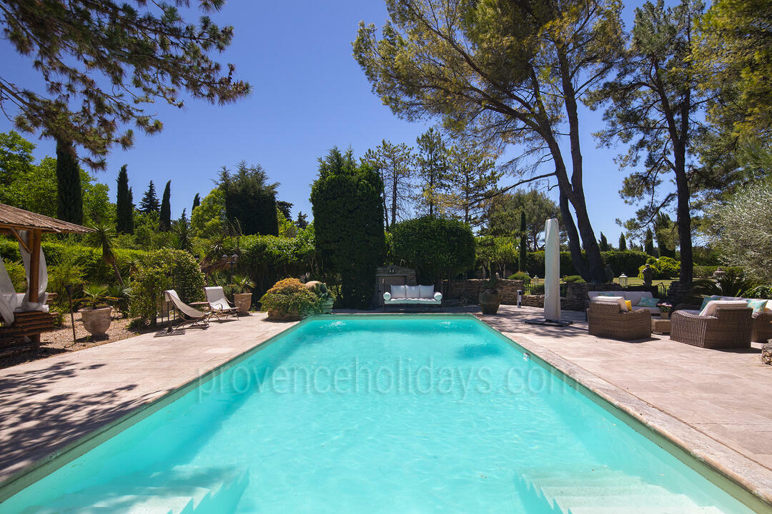 Beautiful Property with Heated Pool near L'Isle-sur-la-Sorgue 5 - Le Mas de la Sorgue: Villa: Pool