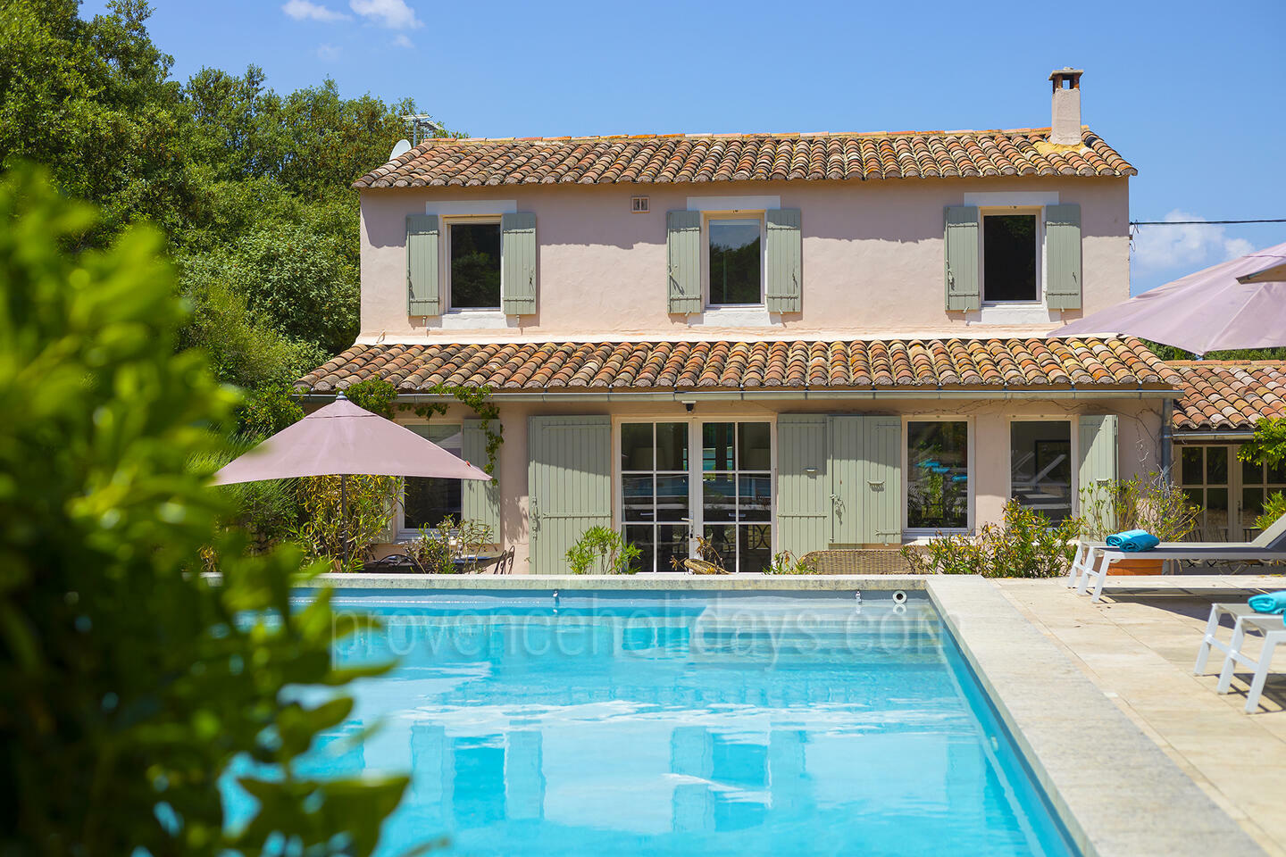 Luxe woning met spectaculair uitzicht op de Luberon 1 - Maison de la Colline: Villa: Pool