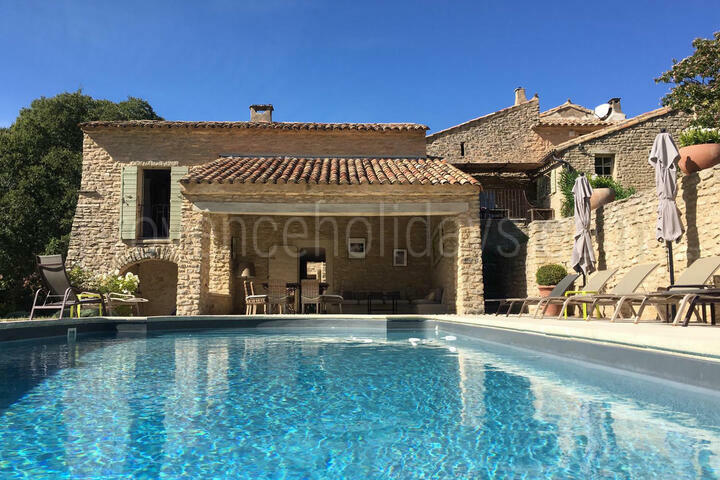 Charming Farmhouse with Heated Pool and Outdoor Kitchen La Calade: Exterior - 0