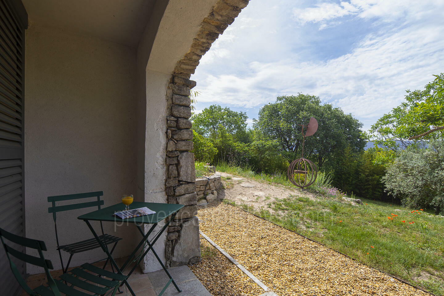 69 - Une Maison en Provence: Villa: Exterior