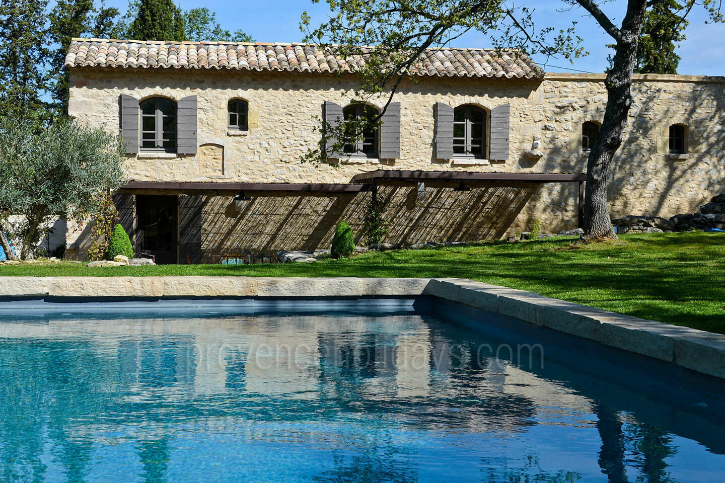 Interior-Designed Property with Heated Pool in the Luberon 1 - Les Oliviers: Villa: Pool