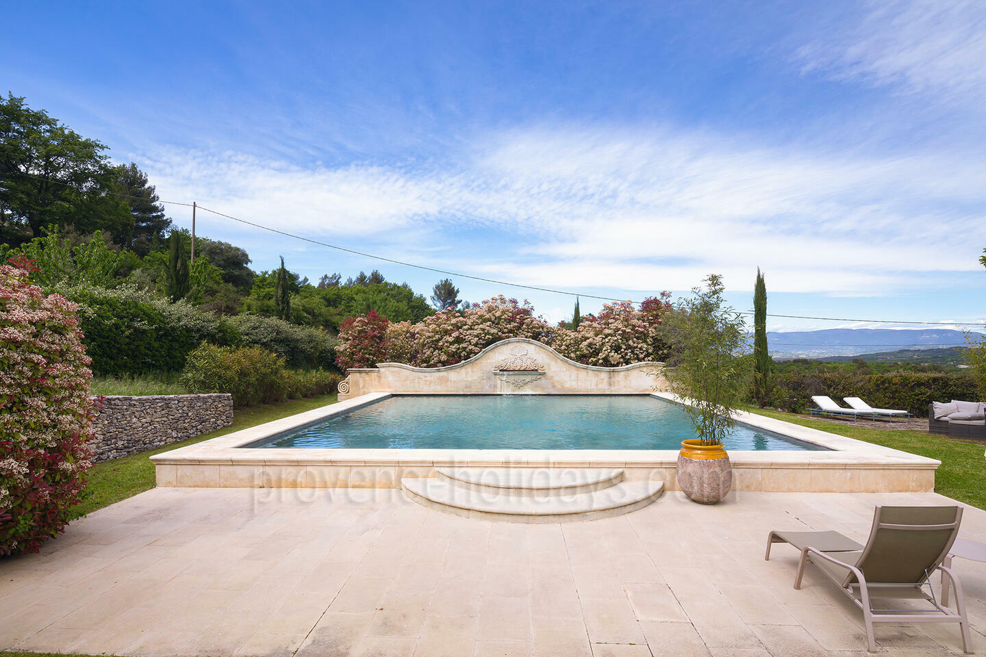 19 - Propriété d\'exception avec vue magnifique sur le Luberon: Villa: Pool