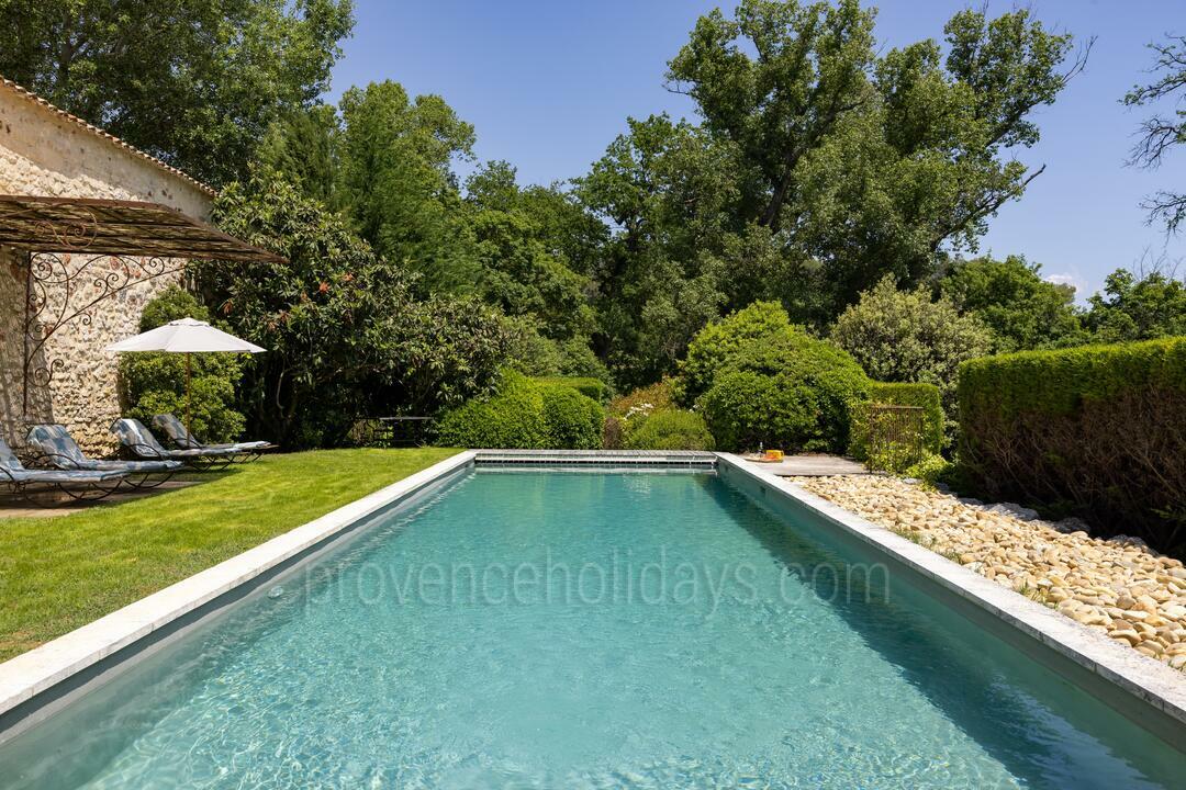 Location de vacances spectaculaire dans le Luberon avec piscine chauffée 5 - Petite Bastide de Goult: Villa: Pool