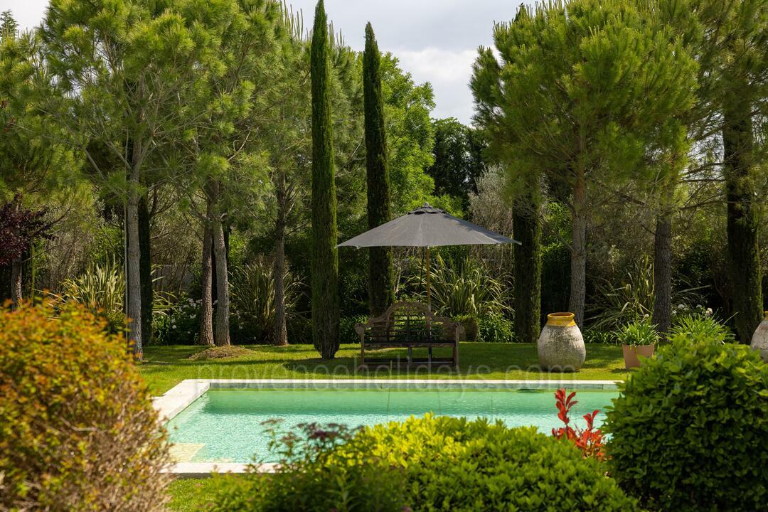 Grande maison de vacances avec beau jardin et piscine chauffée 4 - Mas Paradis: Villa: Pool