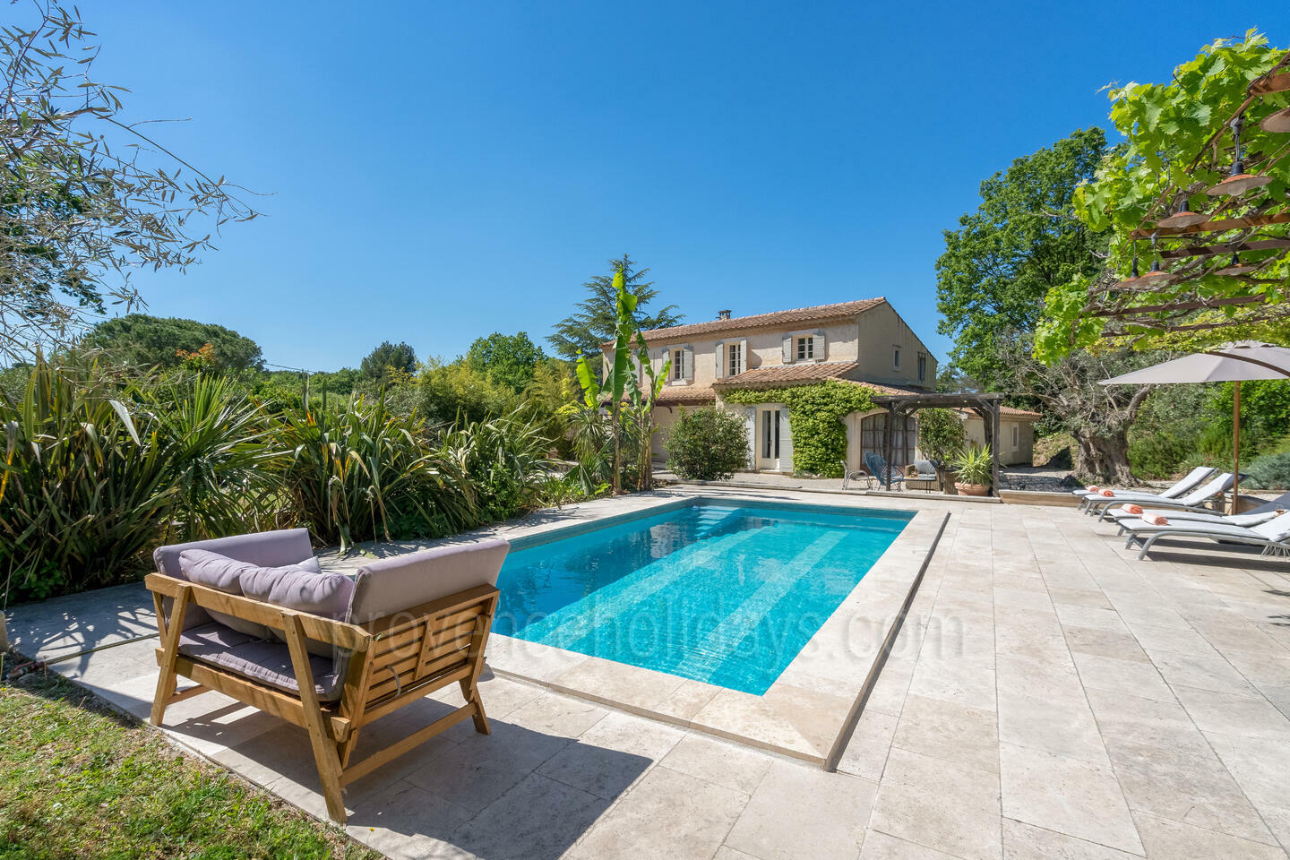 Modern Villa with Air Conditioning near Saint-Rémy-de-Provence 1 - Villa Romana: Villa: Pool