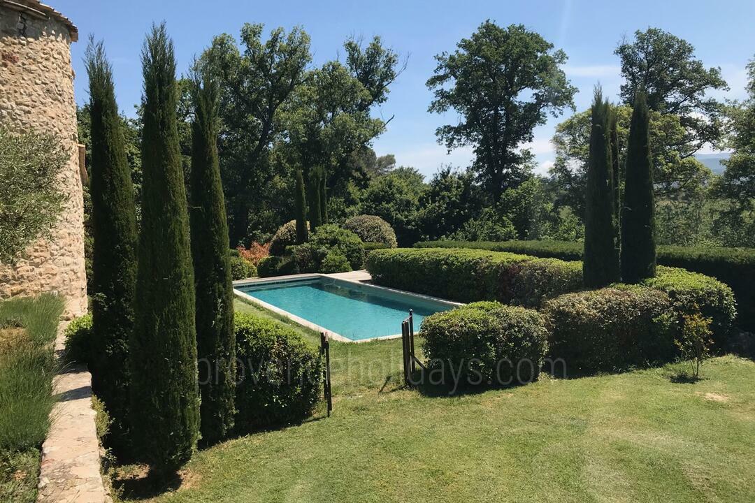 Atemberaubendes Ferienhaus mit beheiztem Pool im Luberon 4 - Bastide de Goult: Villa: Pool