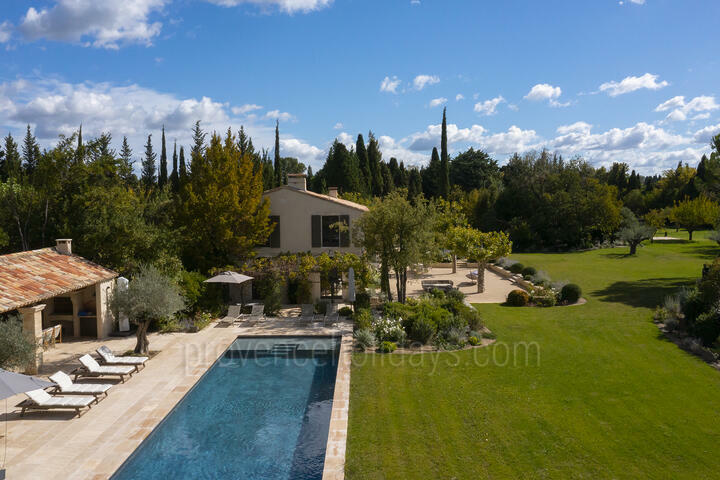 Exceptional property with tennis court in Saint-Rémy-de-Provence 3 - Mas du Paradis: Villa: Pool