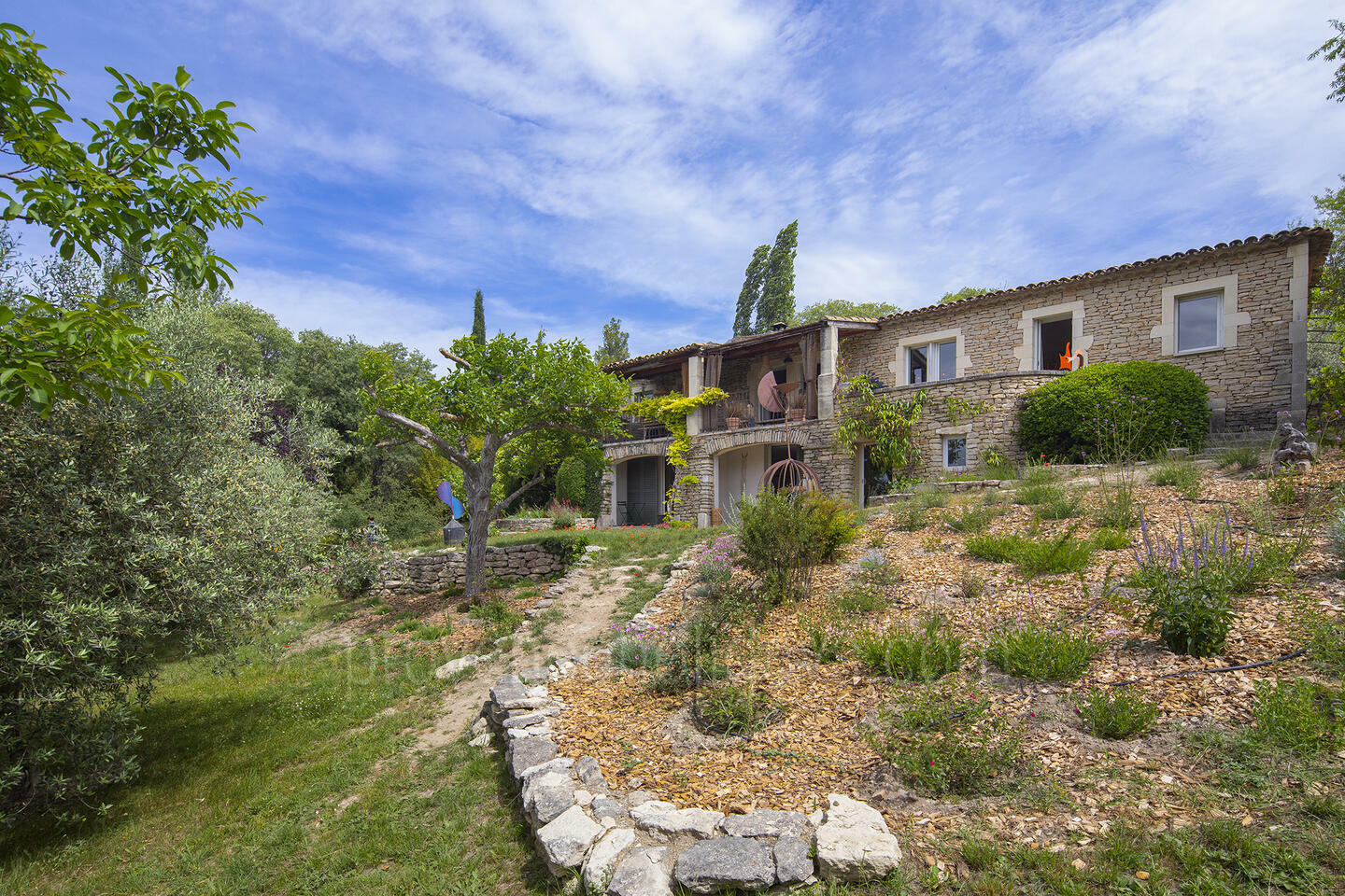 67 - Une Maison en Provence: Villa: Exterior