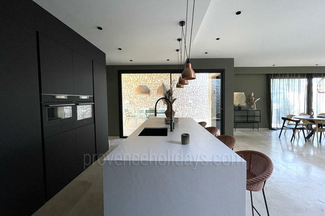 Brand New Luxury Villa with Contemporary Design 7 - Le Magnolia: Villa: Interior