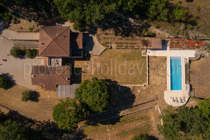 Superbe Mas avec piscine chauffée, climatisation près de Gordes 3 - Mas des Firmins: Villa: Exterior