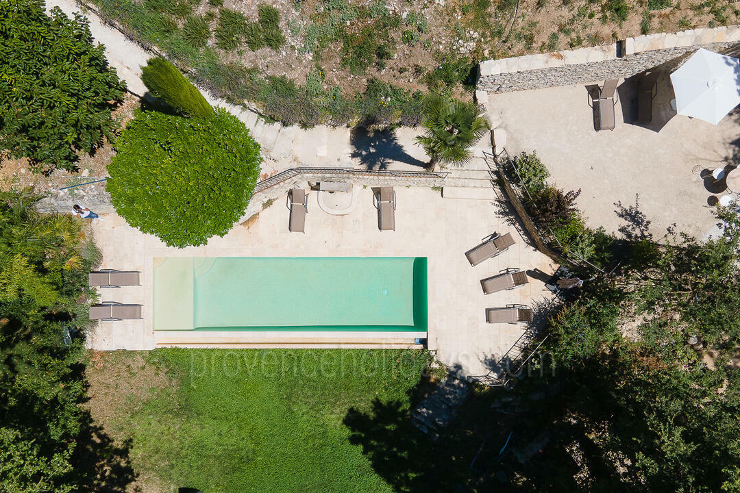 Gerenoveerde boerderij met verwarmd overloopzwembad 4 - Mas Castillon: Villa: Exterior