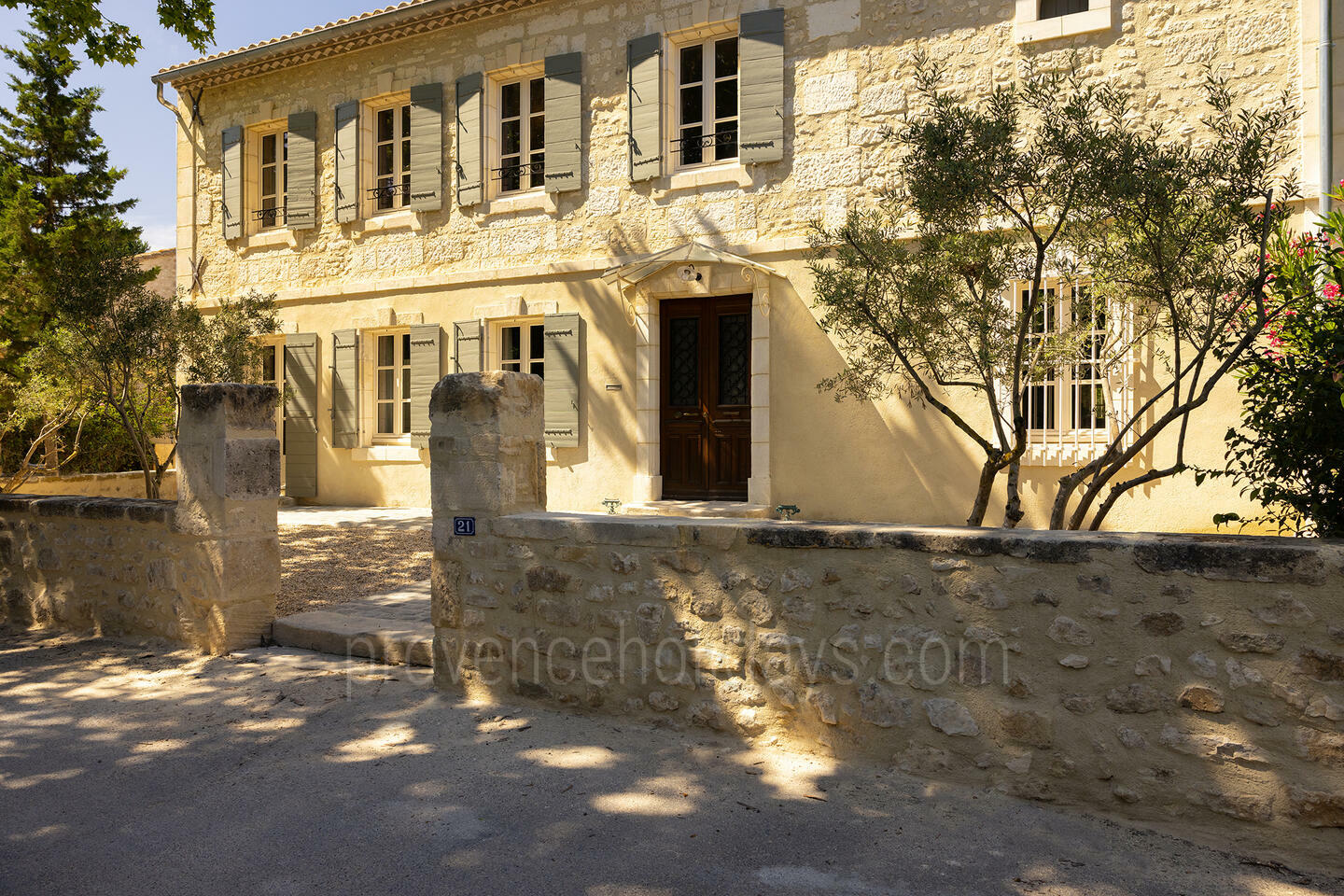 Historisches Haus im Herzen von Maussane-les-Alpilles 1 - Maison de la Chapelle: Villa: Exterior