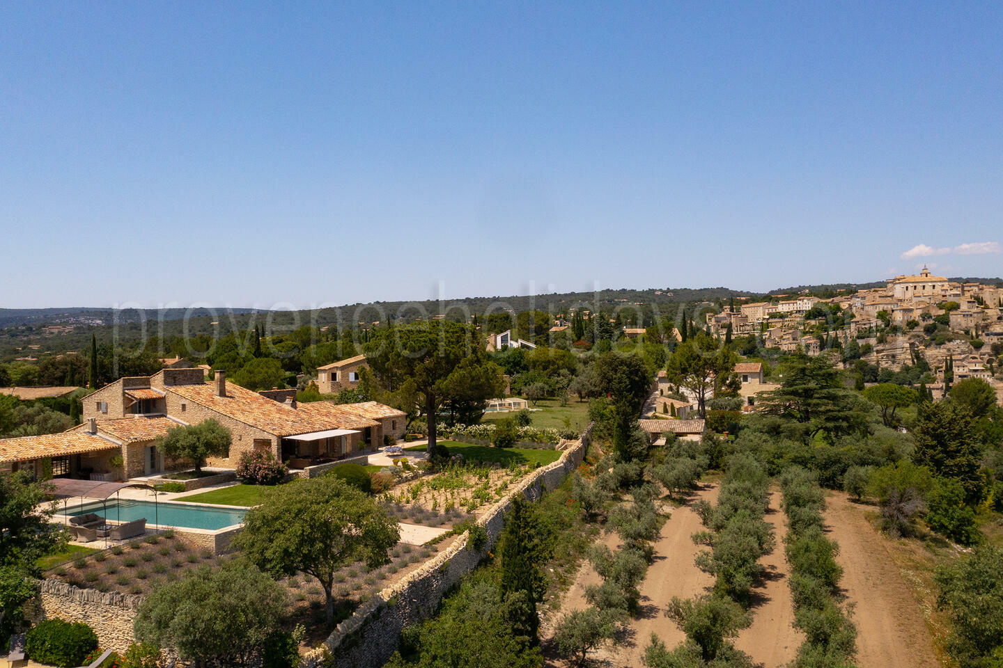 Luxurious Farmhouse with splendid views over Gordes and the Luberon Valley 1 - Mas de Bel Air: Villa: Exterior