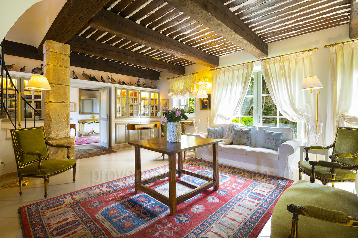 30 - Propriété d\'exception avec vue magnifique sur le Luberon: Villa: Interior