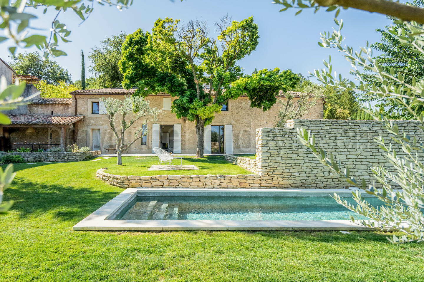 Ferienhaus mit beheiztem Pool in der Nähe von Oppède 1 - Le Mas des Vignes: Villa: Exterior